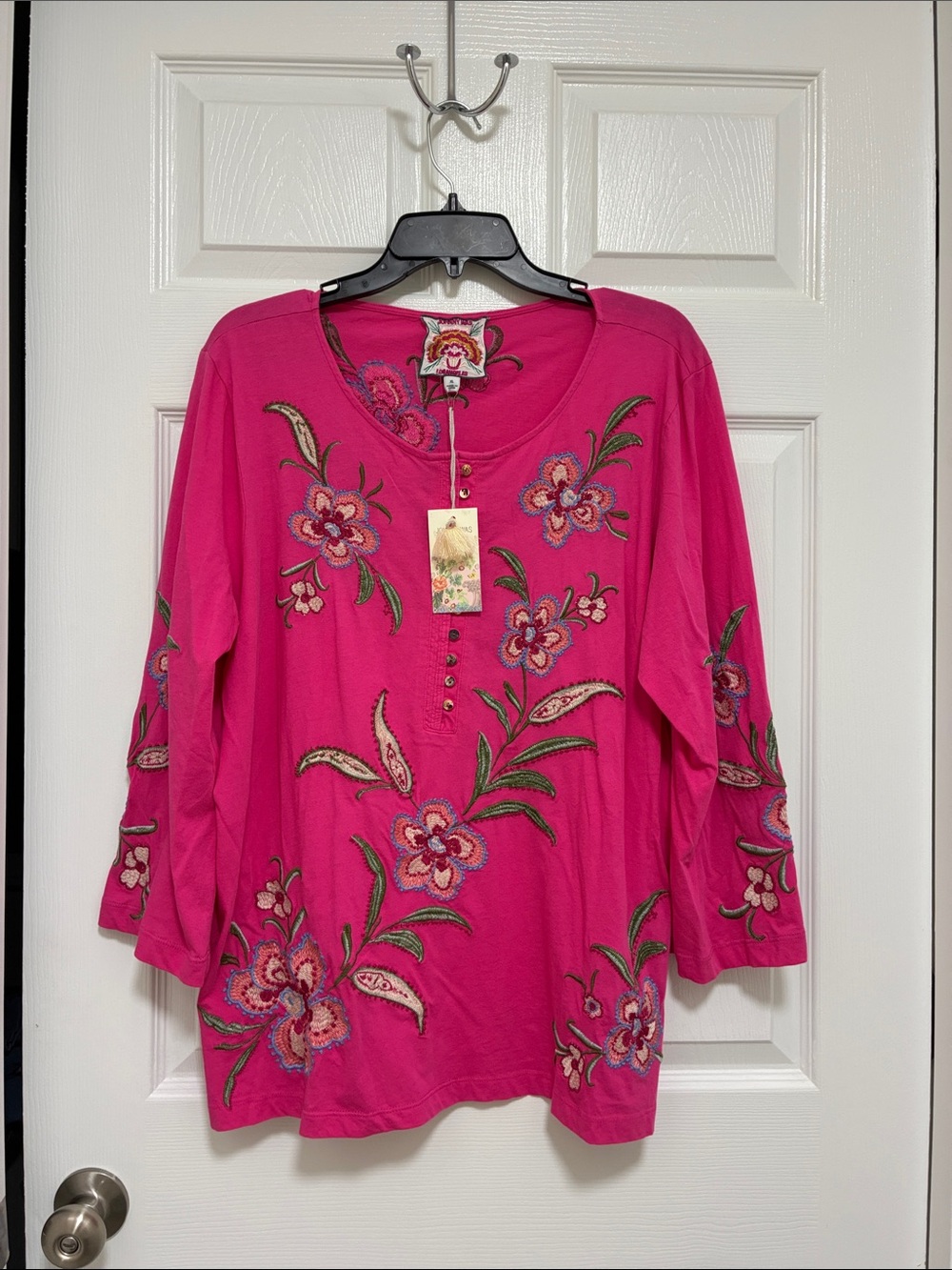 Johnny Was Embroidered Pink Floral Libbi top NWT size XL
